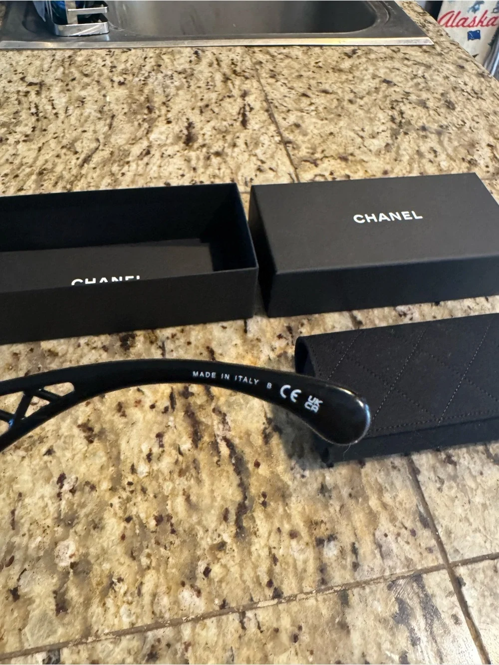 New CHANEL 2026 CH5566 summer collection Black Sunglasses